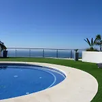Luxurious Apartment With Spa Area